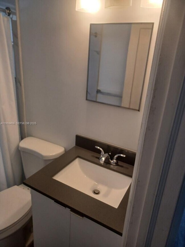 Building Photo - 6950 Byron Ave