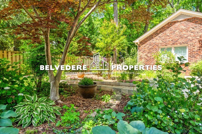 Building Photo - 4 bed in Hamilton Lakes