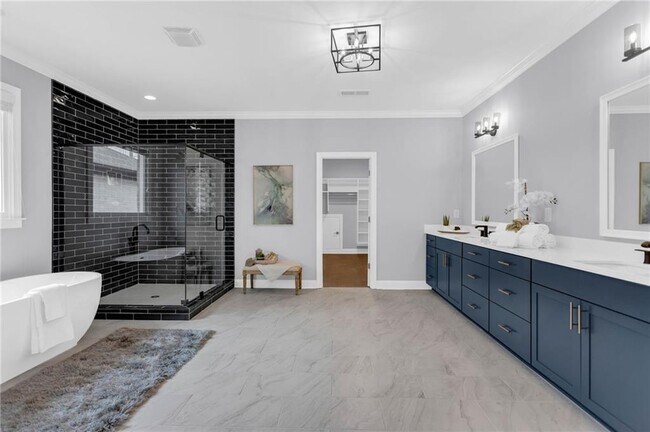 Building Photo - 909 Sunny Meadows Ln