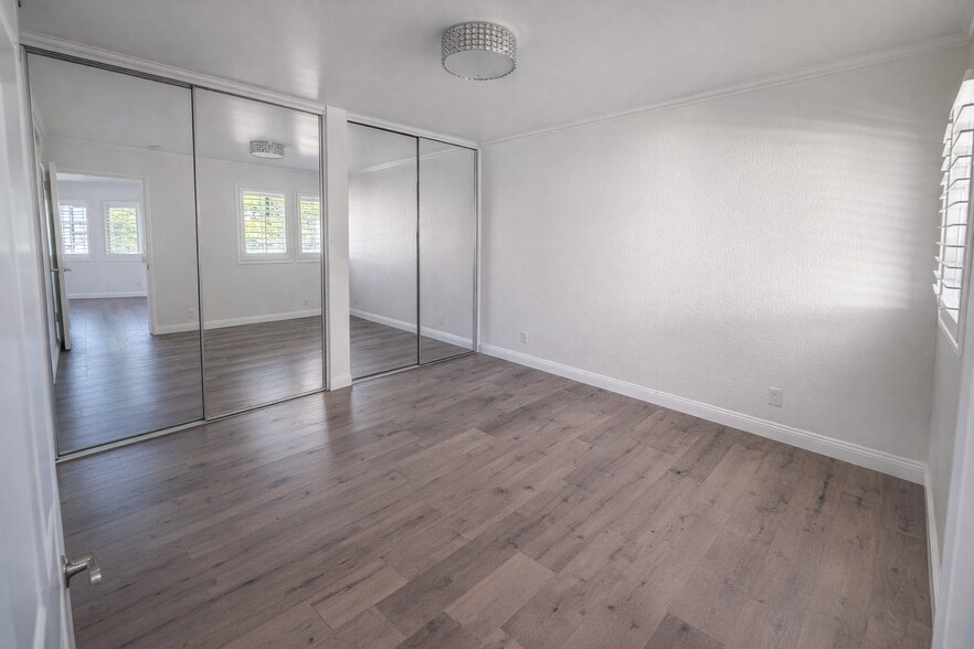 Building Photo - 26212 La Real