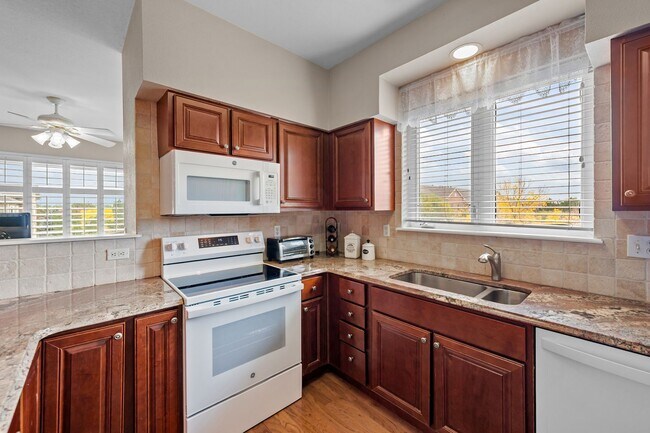 Building Photo - 55+ Community in Littleton!