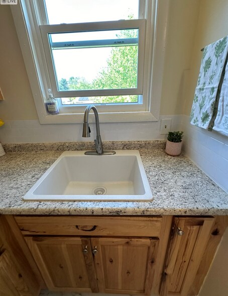 New sink & faucet - 91 Faith St