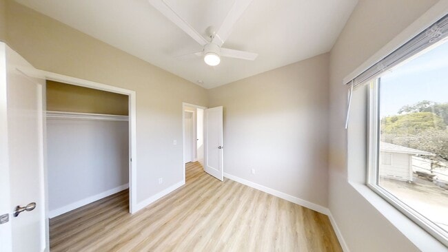Building Photo - New Build (2022)!! 4BD/2BA, Great Views!!