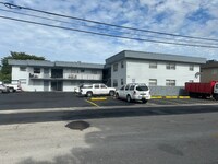 Building Photo - 5741 SW 36th Ct