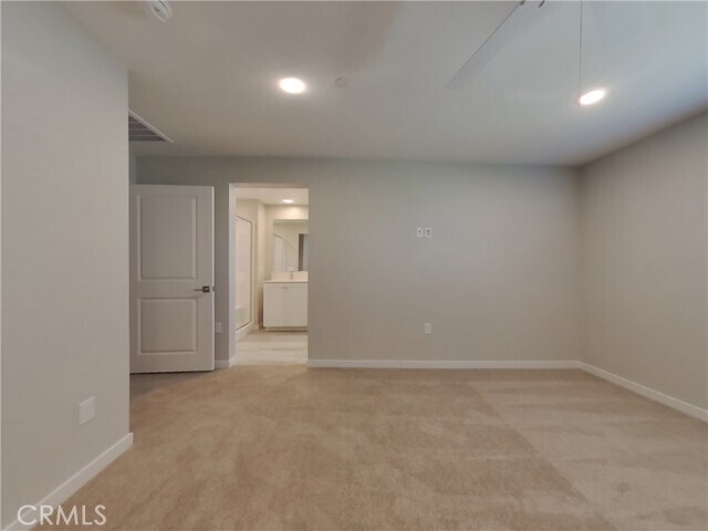 Building Photo - 31698 Luther Dr
