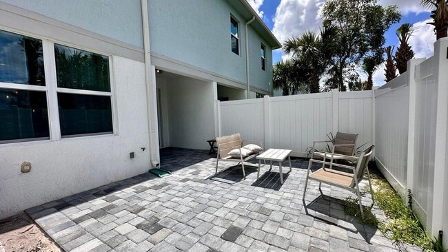 Building Photo - 1832 Sandpiper Pointe Pl