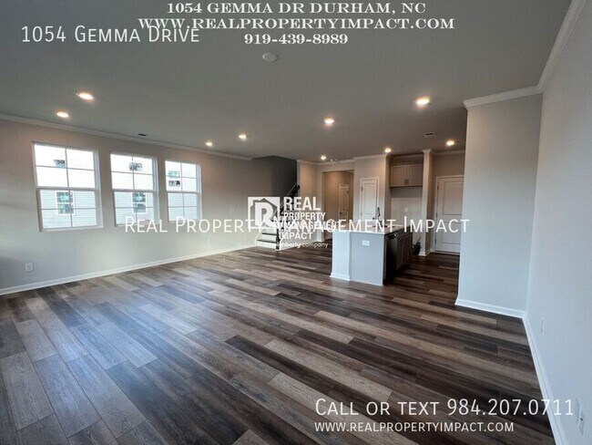 Building Photo - 1054 Gemma Dr