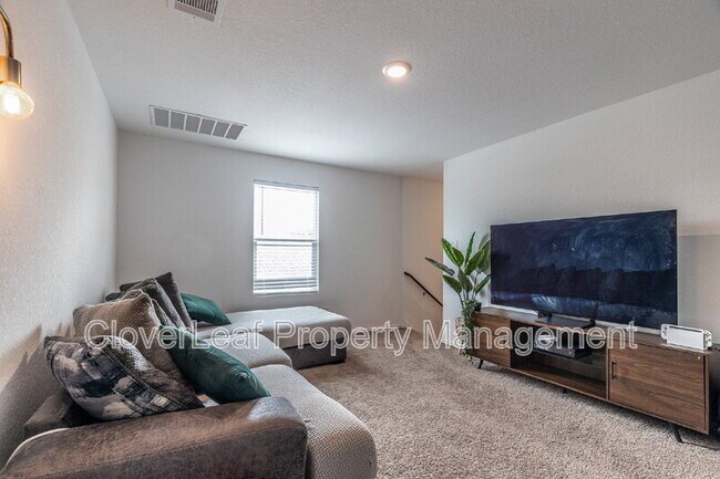 Building Photo - 2847 Elion Dr