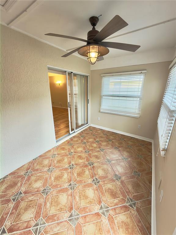 Building Photo - 2951 Smithfield Dr