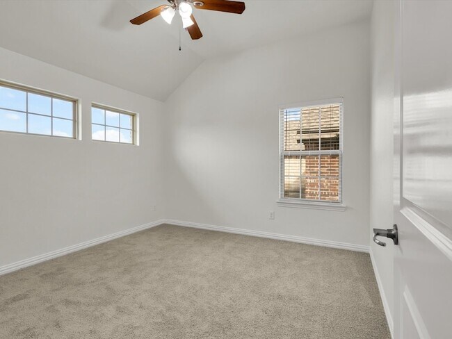 Building Photo - 4225 Aspen Grove Ct