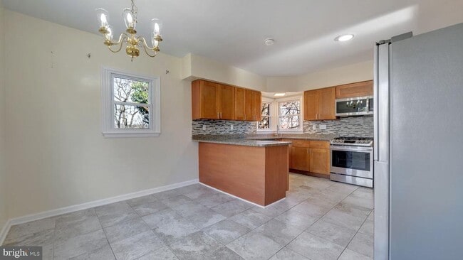 Building Photo - 1604 Woodhill Ct