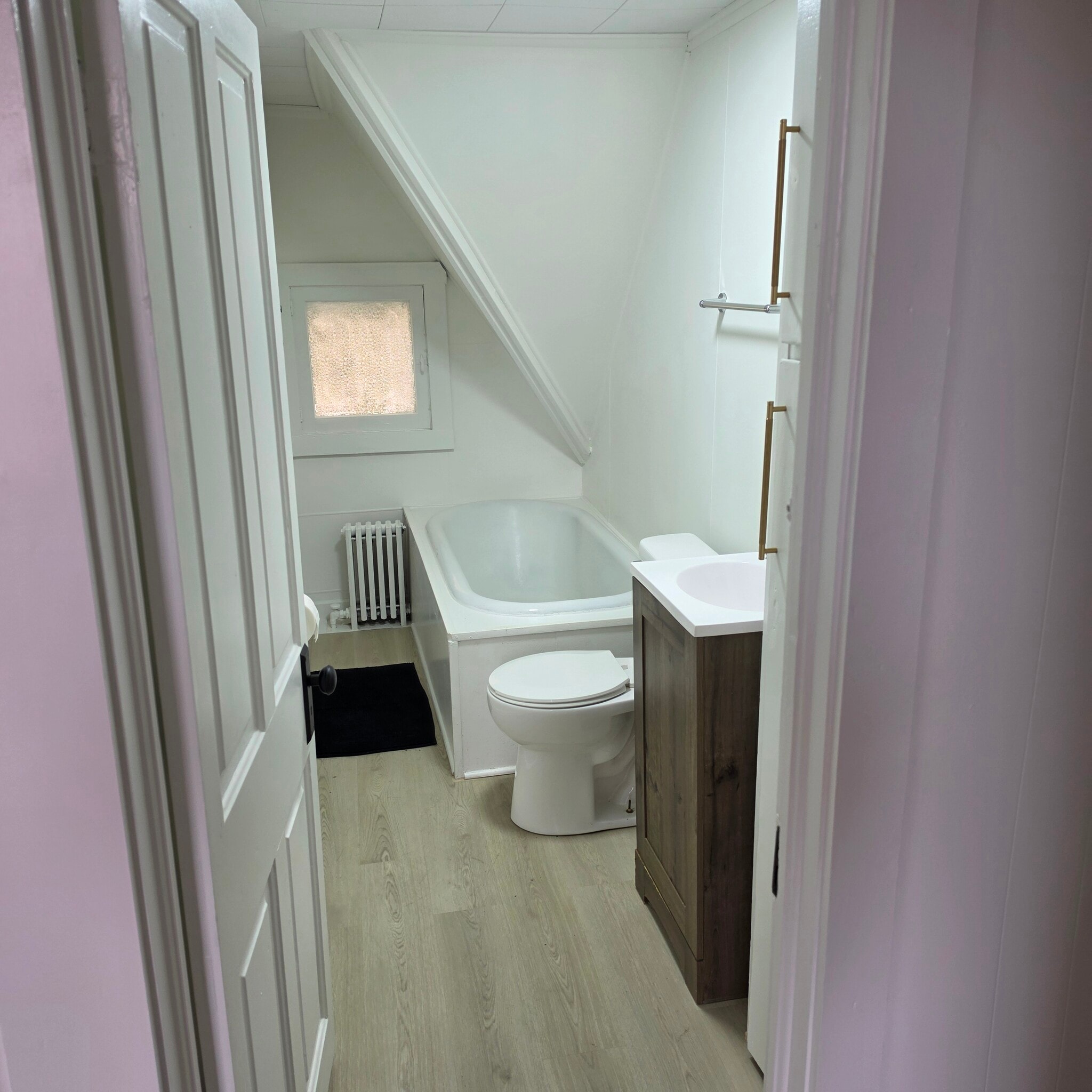 Building Photo - 1017 Putnam St