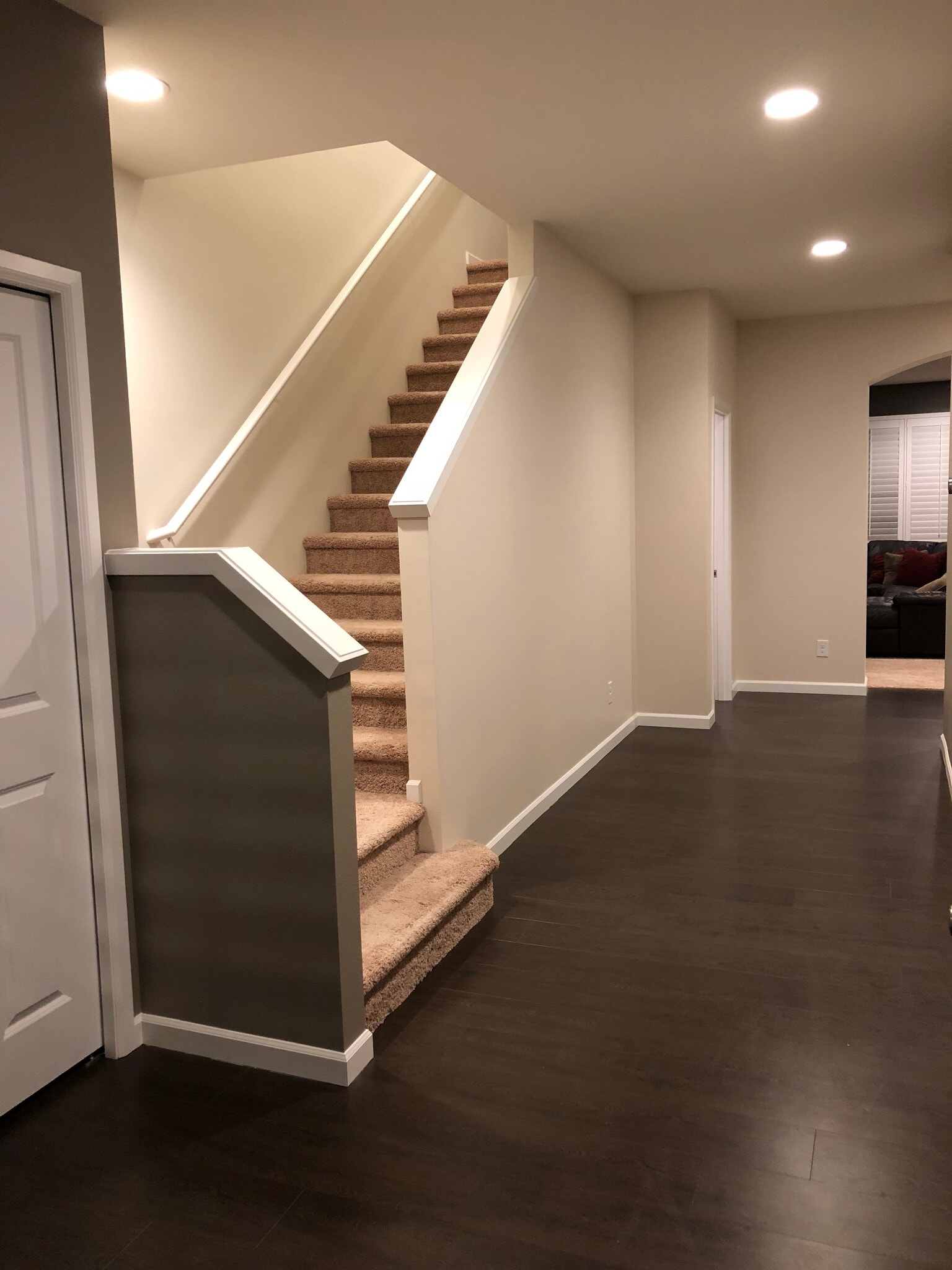 Inviting Entry (Stairs have been updated to Wood Laminate) - 7919 165th St Ct E