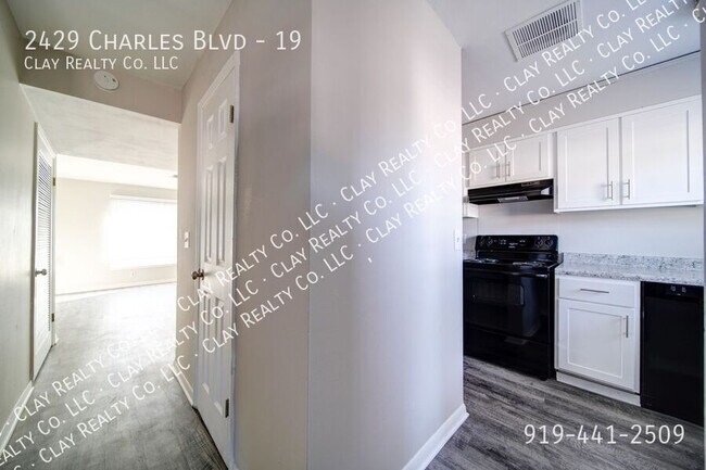 Building Photo - 2429 Charles Blvd