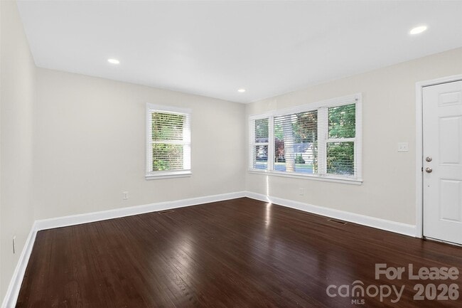 Building Photo - 3441 Commonwealth Ave