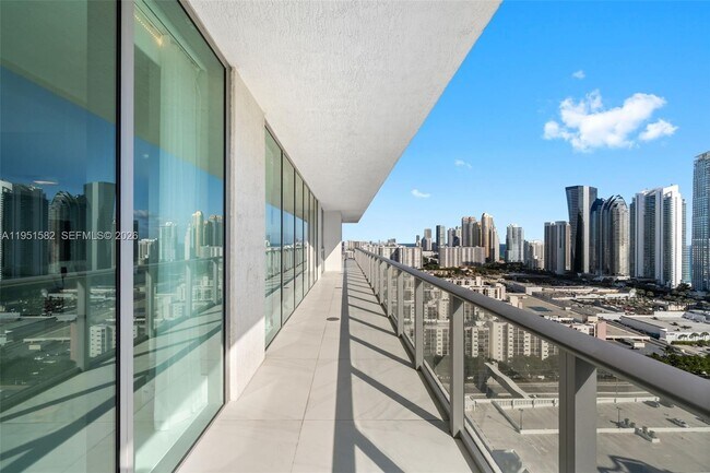 Building Photo - 330 Sunny Isles Blvd