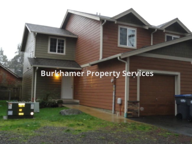 Primary Photo - 1303 S Montesano St