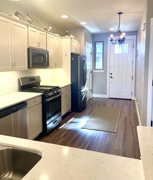 Building Photo - 3091 Lori Ln