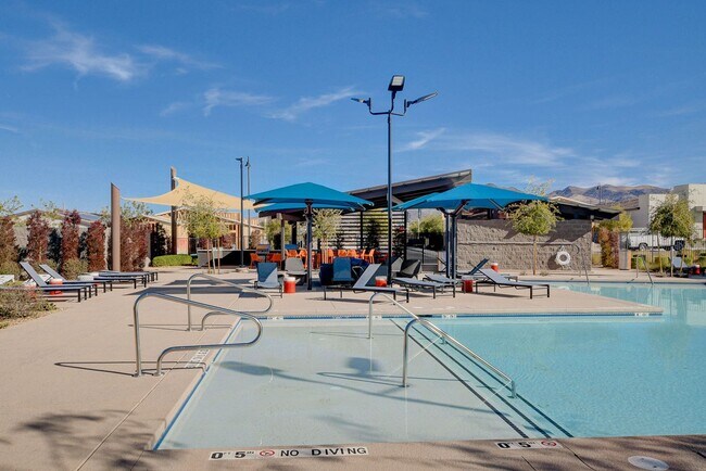 Building Photo - Luxury Fully Furnished Designer Home in Inspirada!