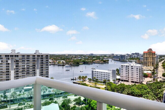 Building Photo - 101 S Fort Lauderdale Beach Blvd