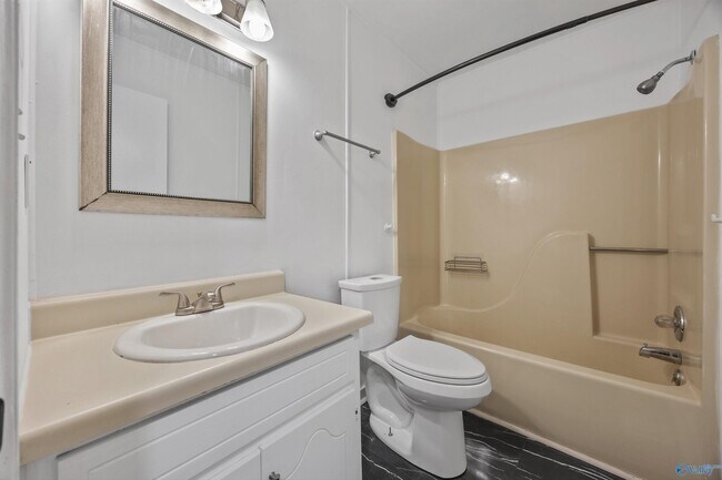 Building Photo - 235 Usher Rd