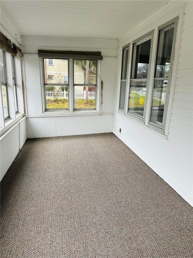 Building Photo - 511 S Lincoln Rd