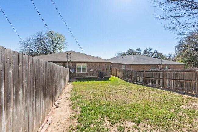 Building Photo - HH917 Ramblewood