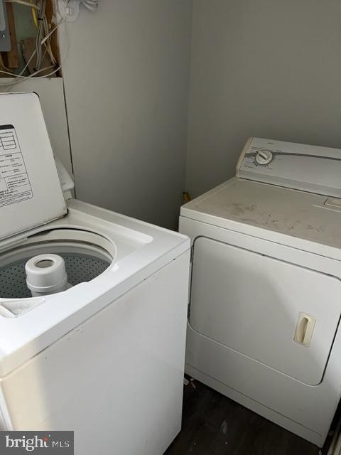 Building Photo - 708 Hartford Ct