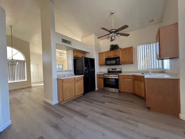 Building Photo - 4773 W Dublin Ct