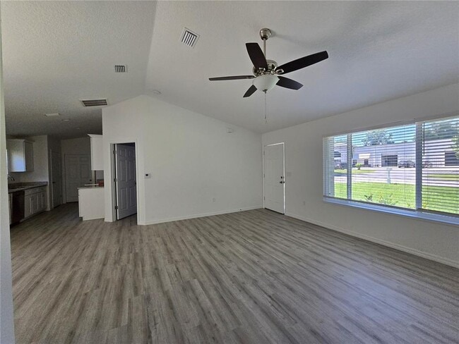 Building Photo - 1781 NE 6th Ave