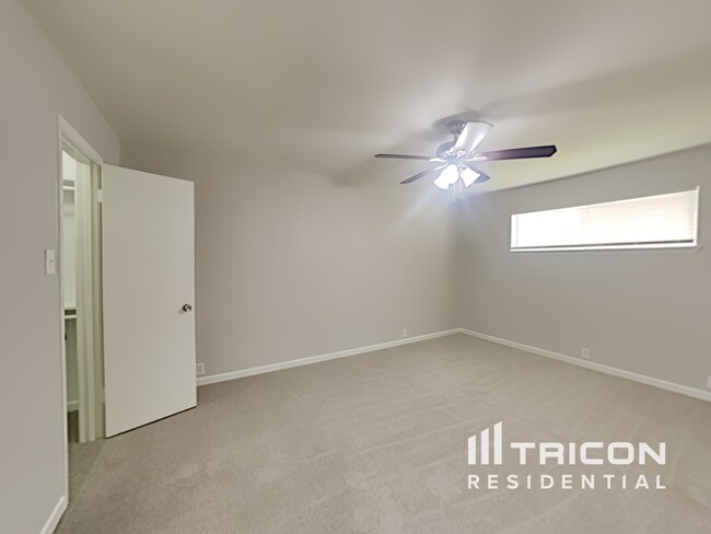 Building Photo - 1713 Brown Trail