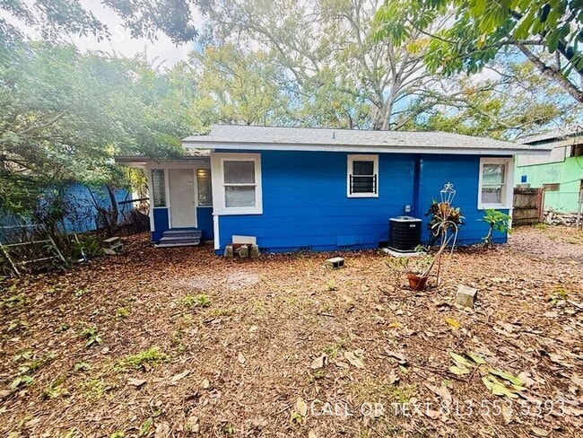 Building Photo - 1813 7th St W