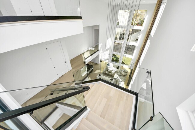 Building Photo - 2232 Swift Blvd