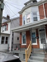 4 Bedroom Townhome - 129 Randall Ave