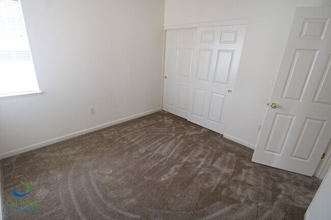 Building Photo - $6,595 - Gorgeous 2 Story 3 Bedroom 2.5 Bath Home steps away from Downtown Mountain View and Cal ...