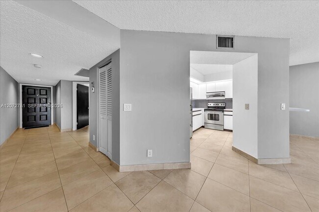 Building Photo - 1300 SW 125th Ave