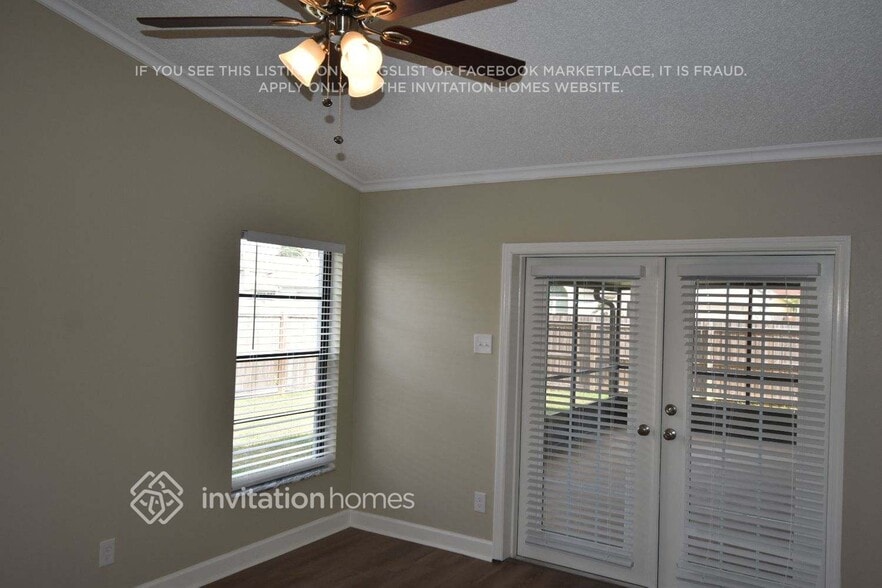 Building Photo - 1503 Attleboro Ln