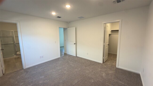 Building Photo - 30521 Bladnoch Ln