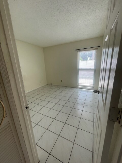 Building Photo - 5005 Candywood Ct