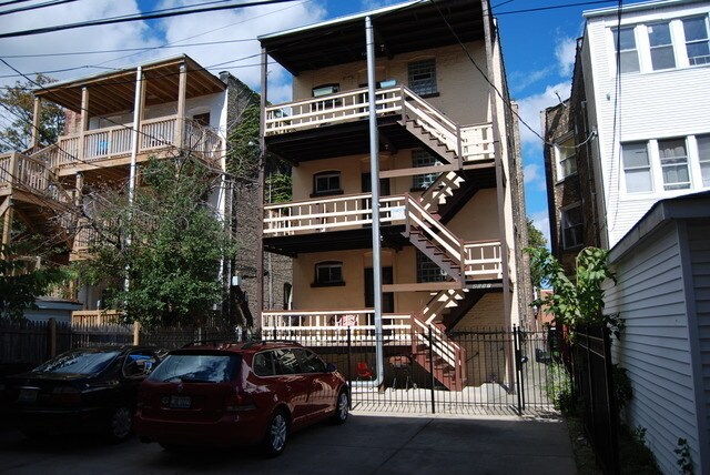 Building Photo - 2057 w birchwood ave