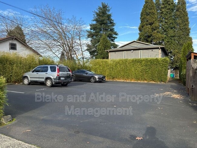 Building Photo - 4101 NE Killingsworth St