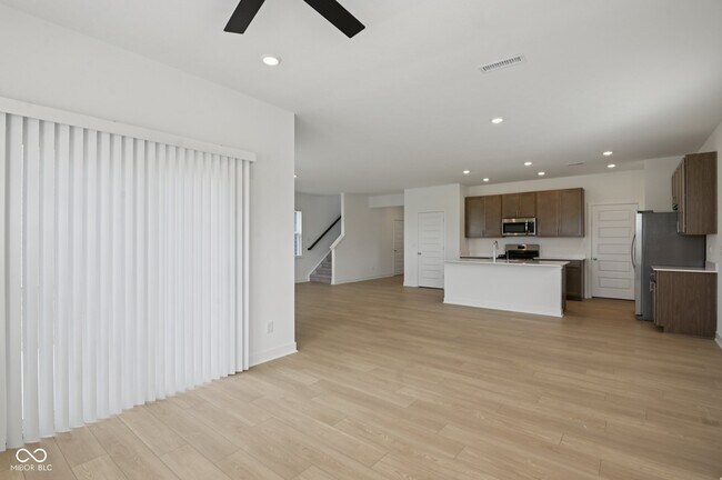 Building Photo - 15480 Postman Rd