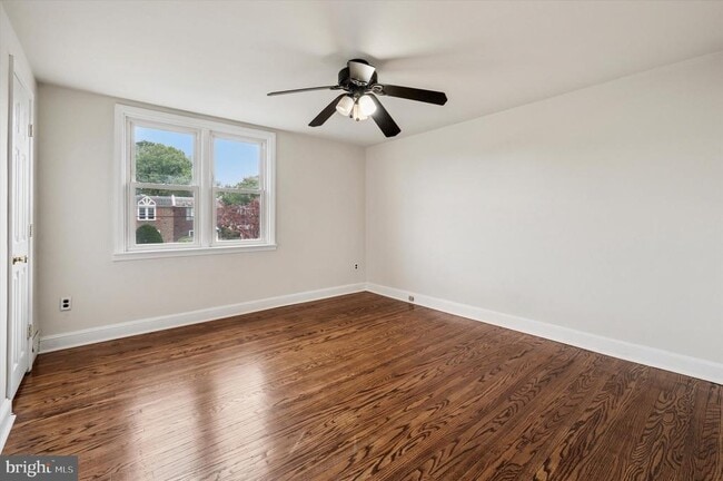 Building Photo - 234 Westbrook Dr
