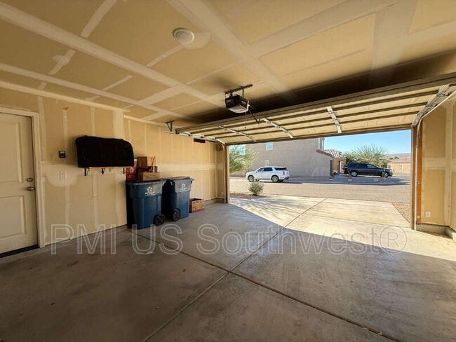 Building Photo - 2430 River Valley Cir