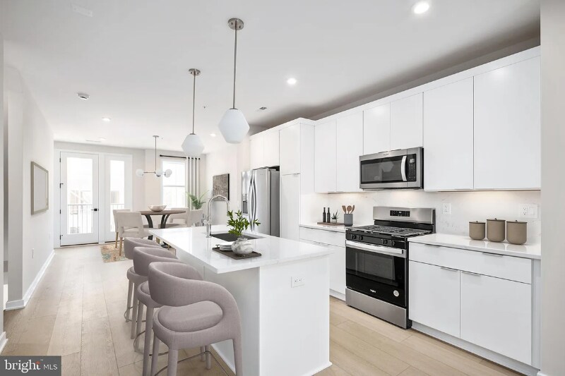 Building Photo - 4768 Sully Pt Ln