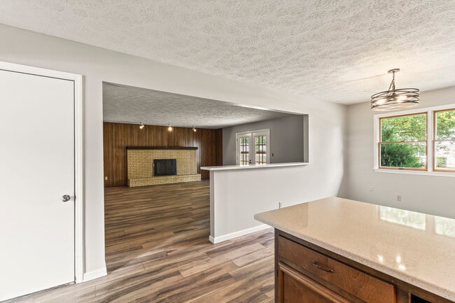 Building Photo - 4033 Caprice Rd