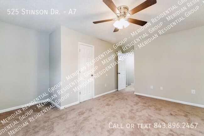 Building Photo - 525 Stinson Dr