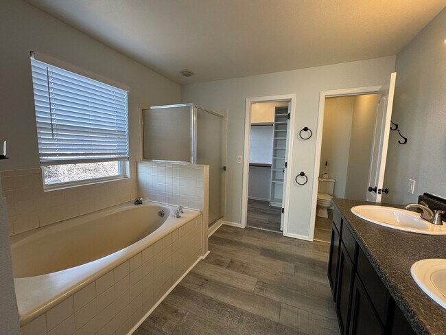 Building Photo - 7650 Conifer Dr