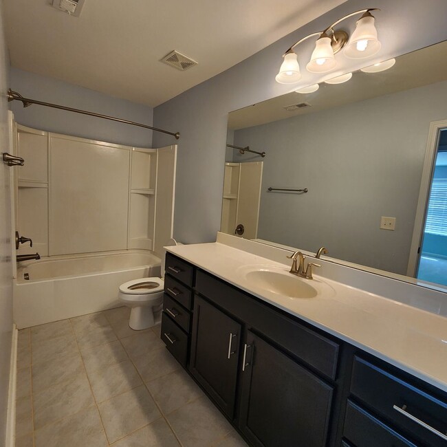 Building Photo - Townhome for Rent Durham