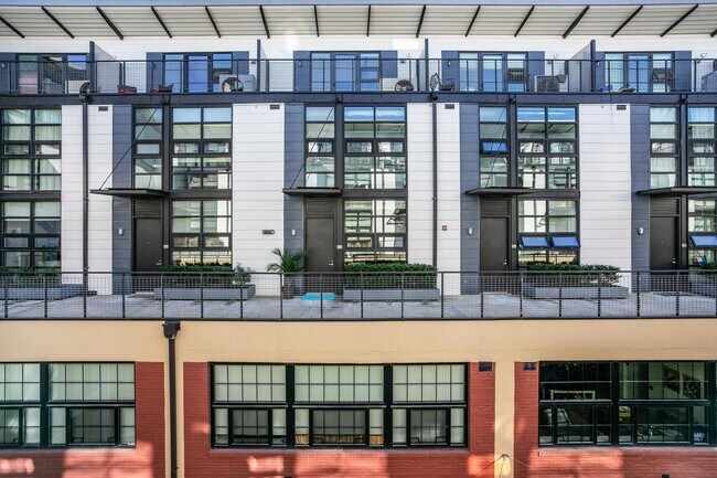 Building Photo - 2125 14th St NW